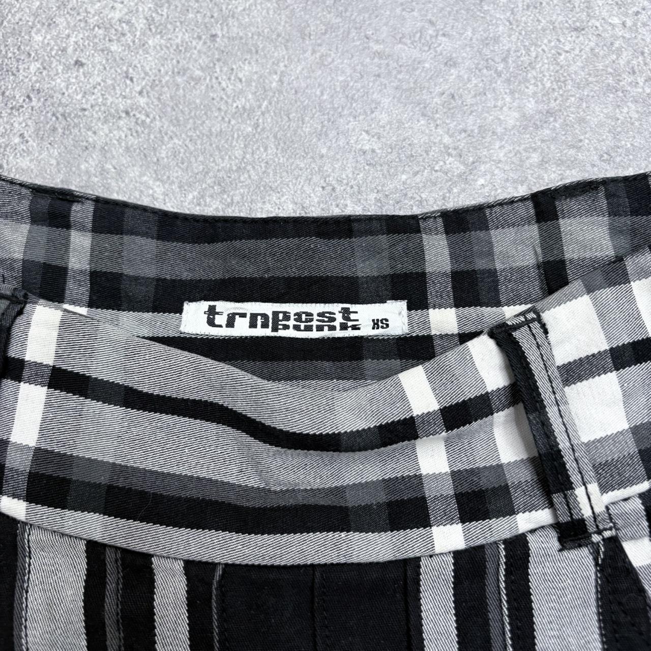 Pleated mini tartan skirt