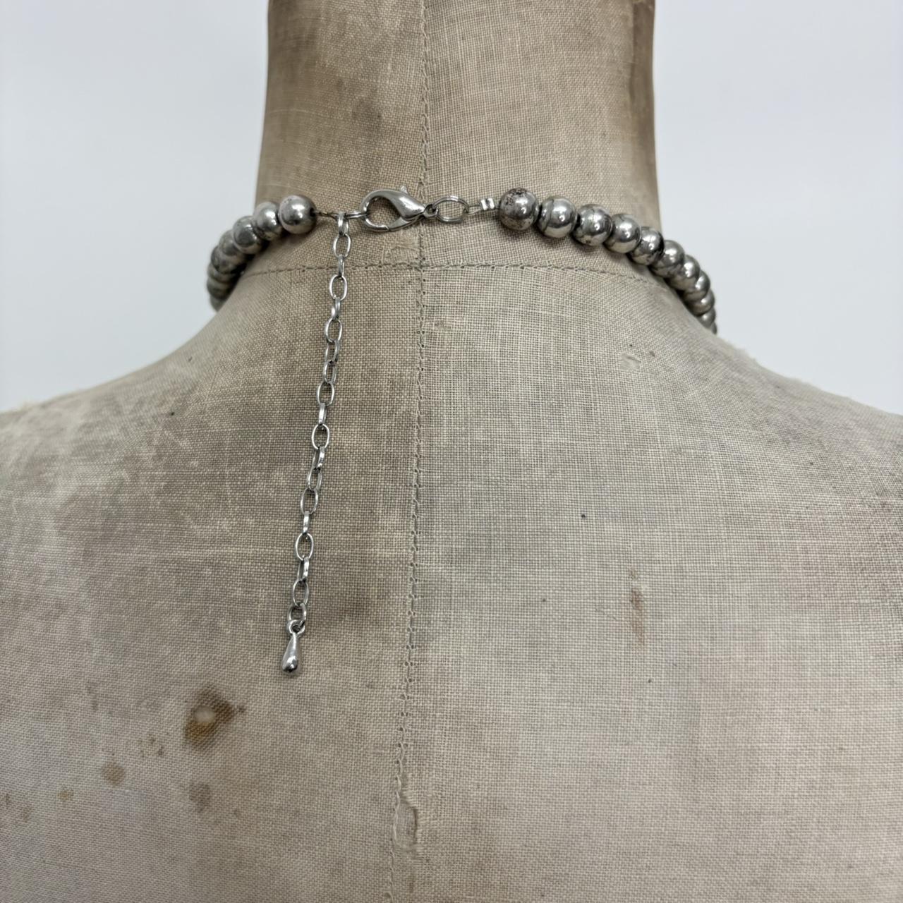 Silver metal heart necklace