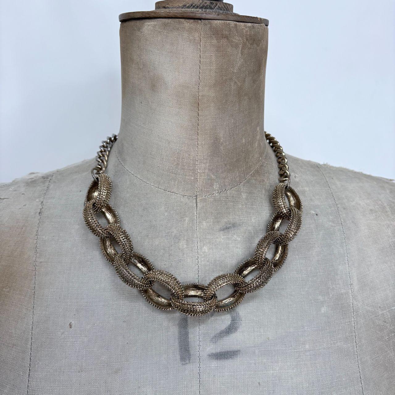 Chunky gold chain necklace