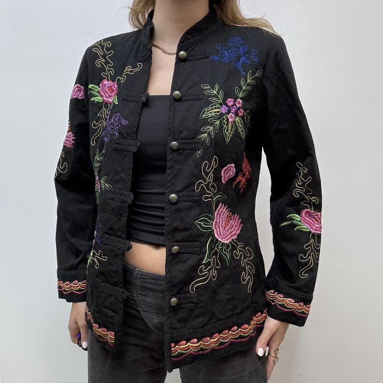 Black embroidered military jacjetjacket
