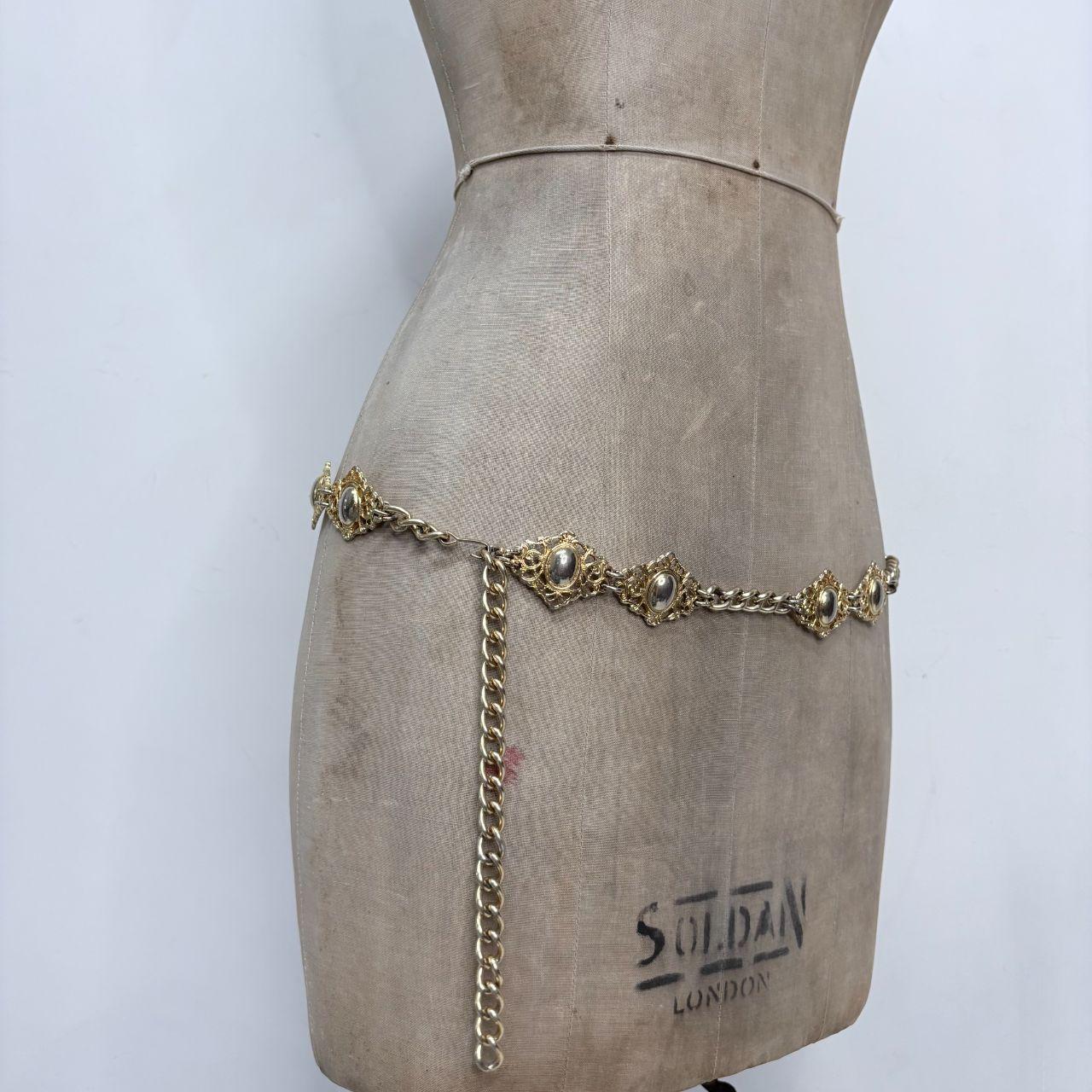 Chunky gold waist chain belt