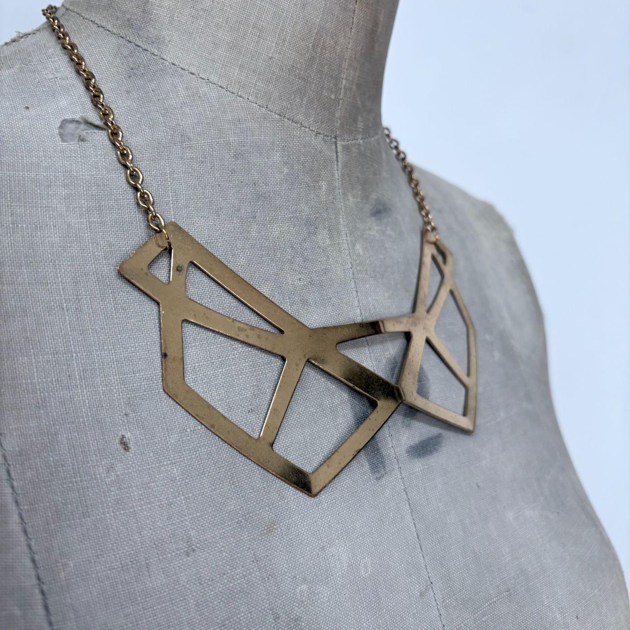 Chunky geometric gold chain necklace