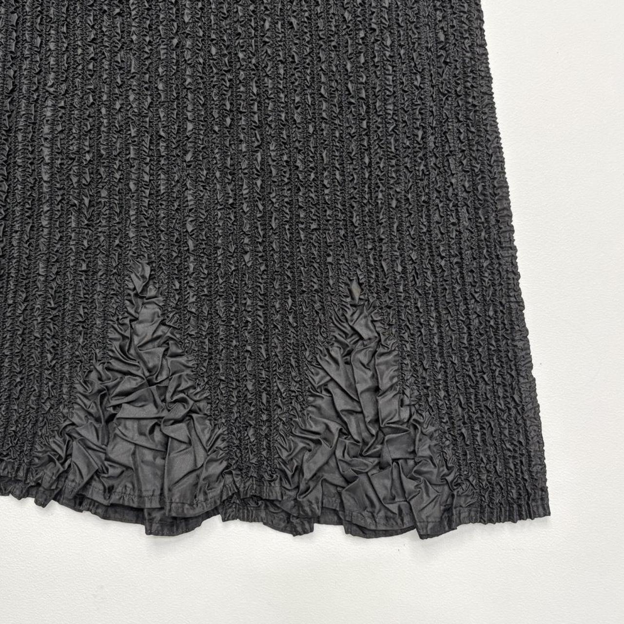 Black crinkle plisse midi skirt
