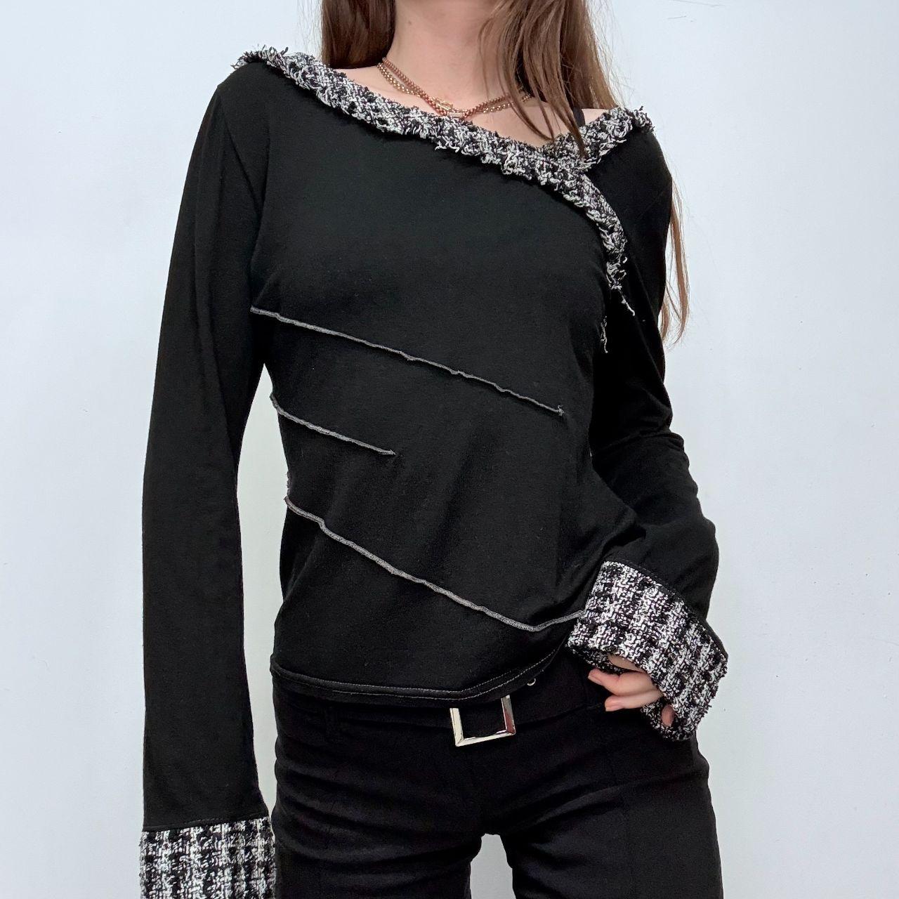 Black flared asymmetric t-shirt