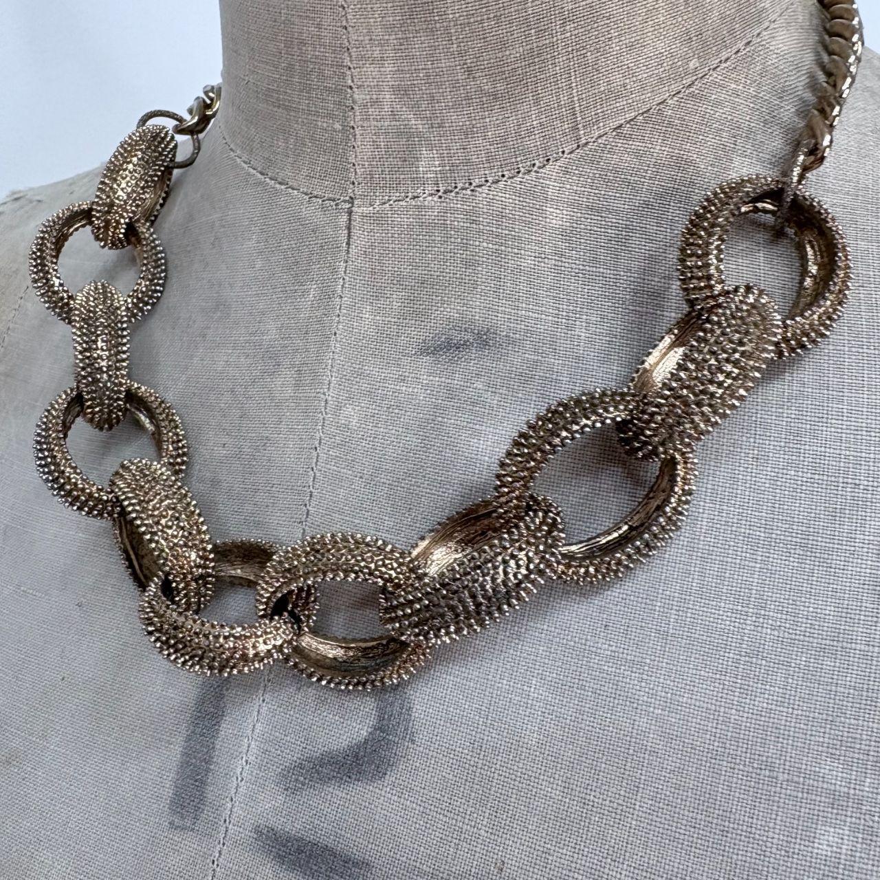 Chunky gold chain necklace