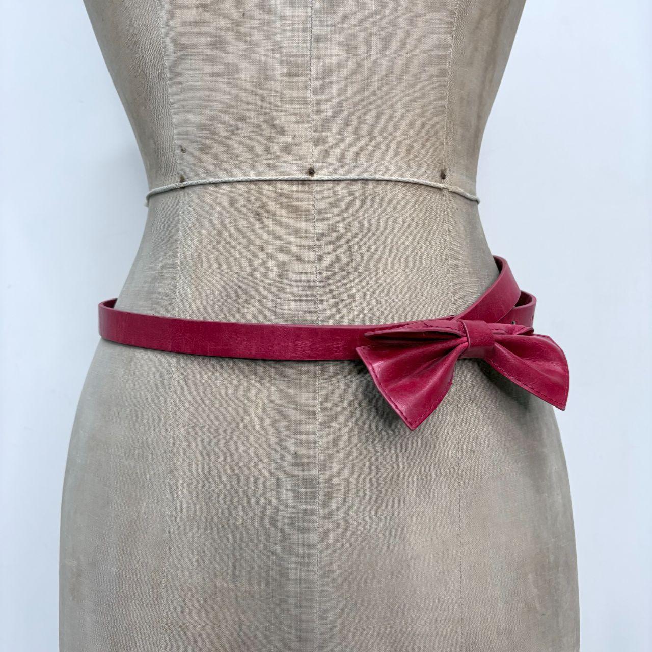 Red bow waist belt