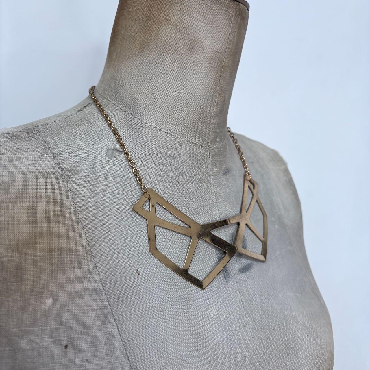 Chunky geometric gold chain necklace