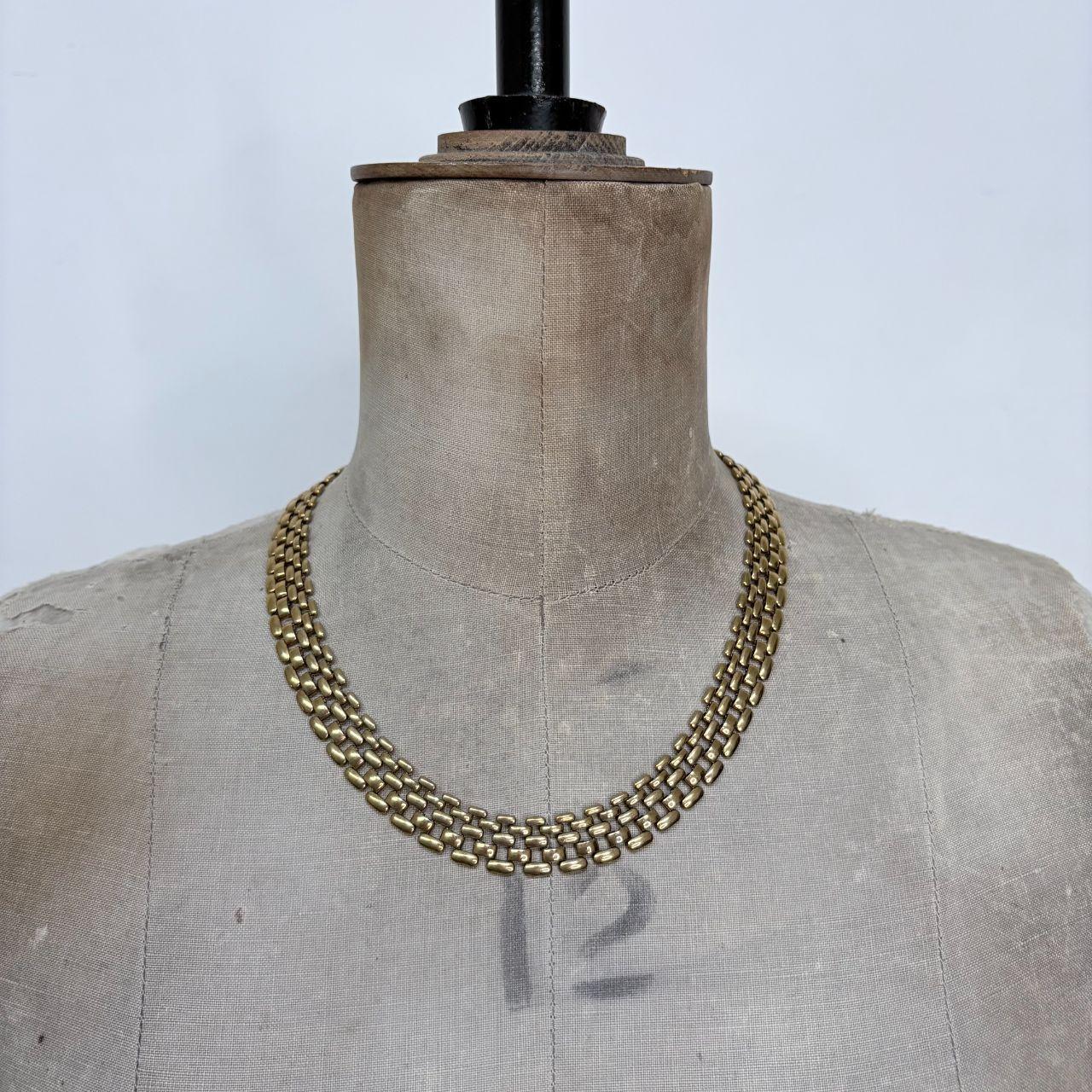 Gold chunky chain necklace