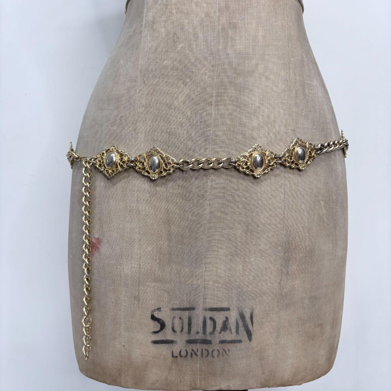 Chunky gold waist chain belt