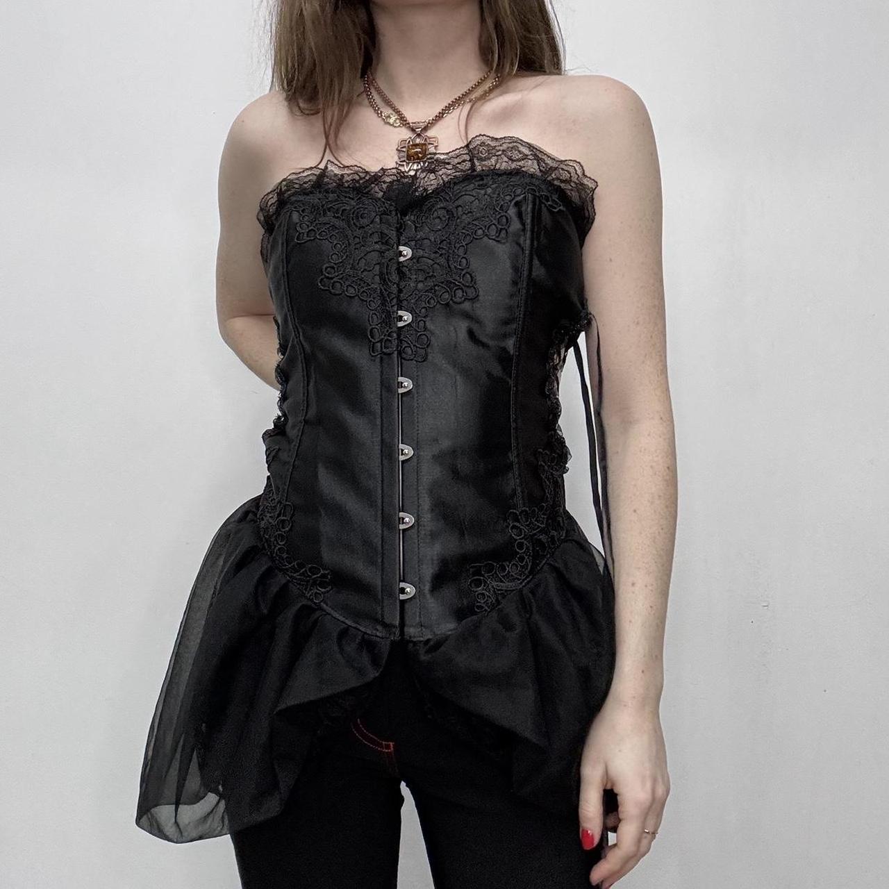 Black gothic lace bustier corset