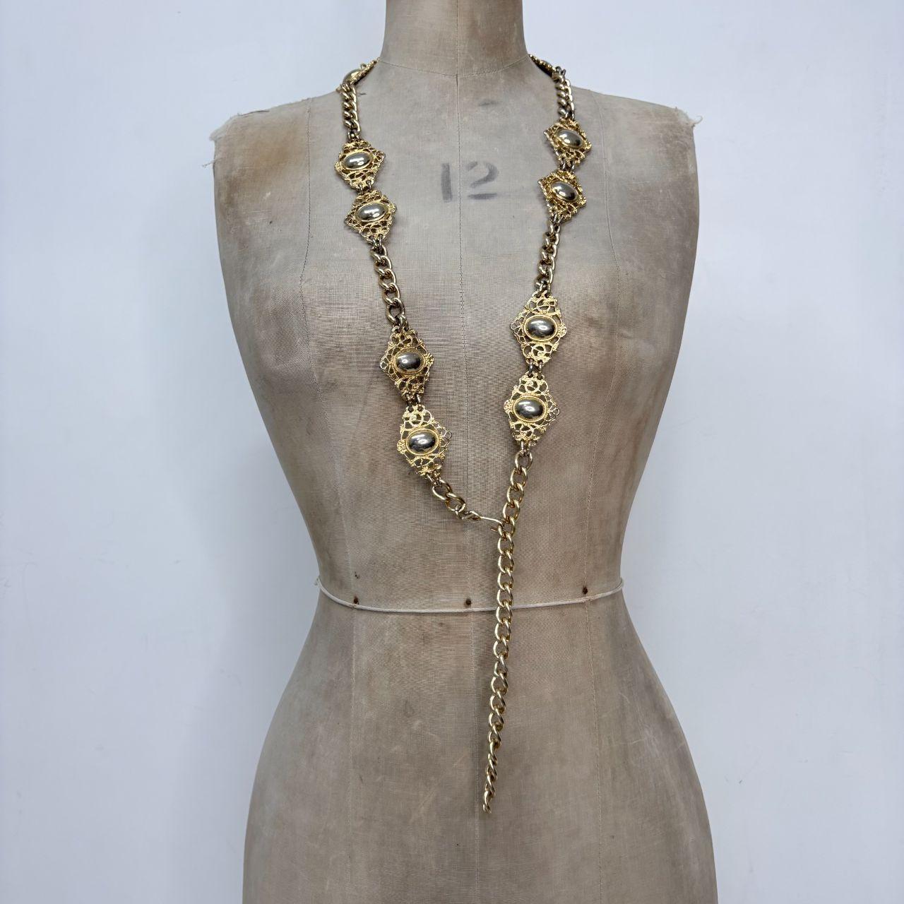 Chunky gold waist chain belt