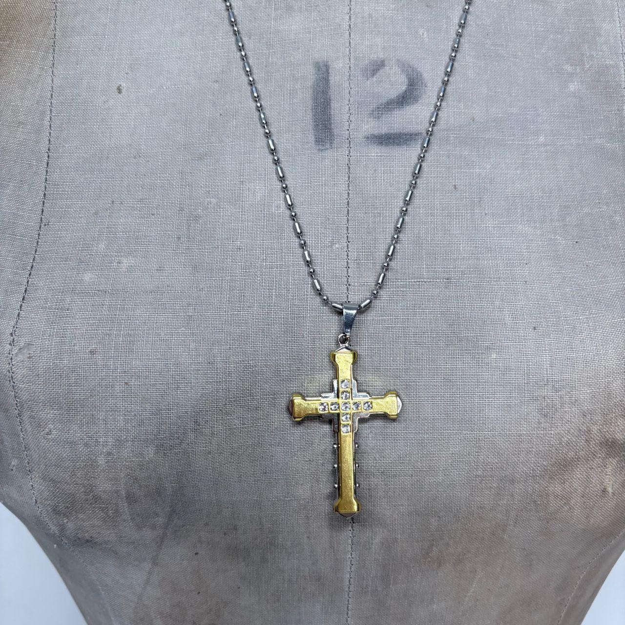 Chunky gold cross chain necklace