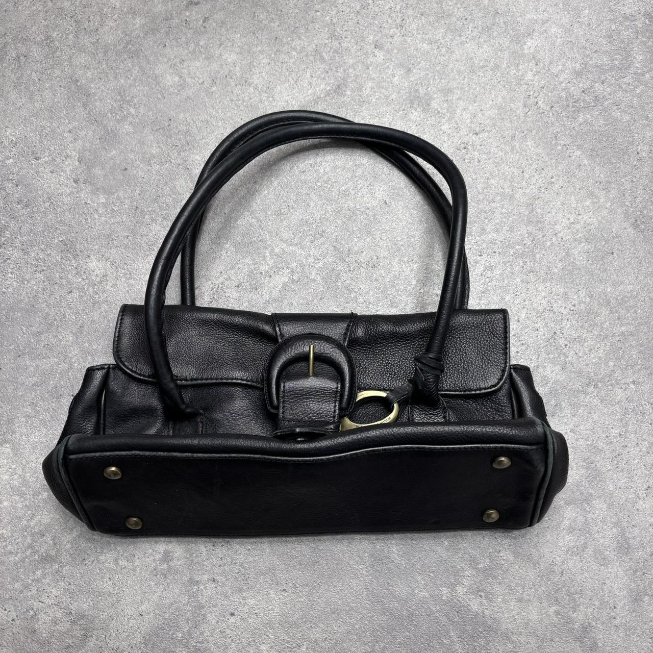 Black leather chunky baguette bag