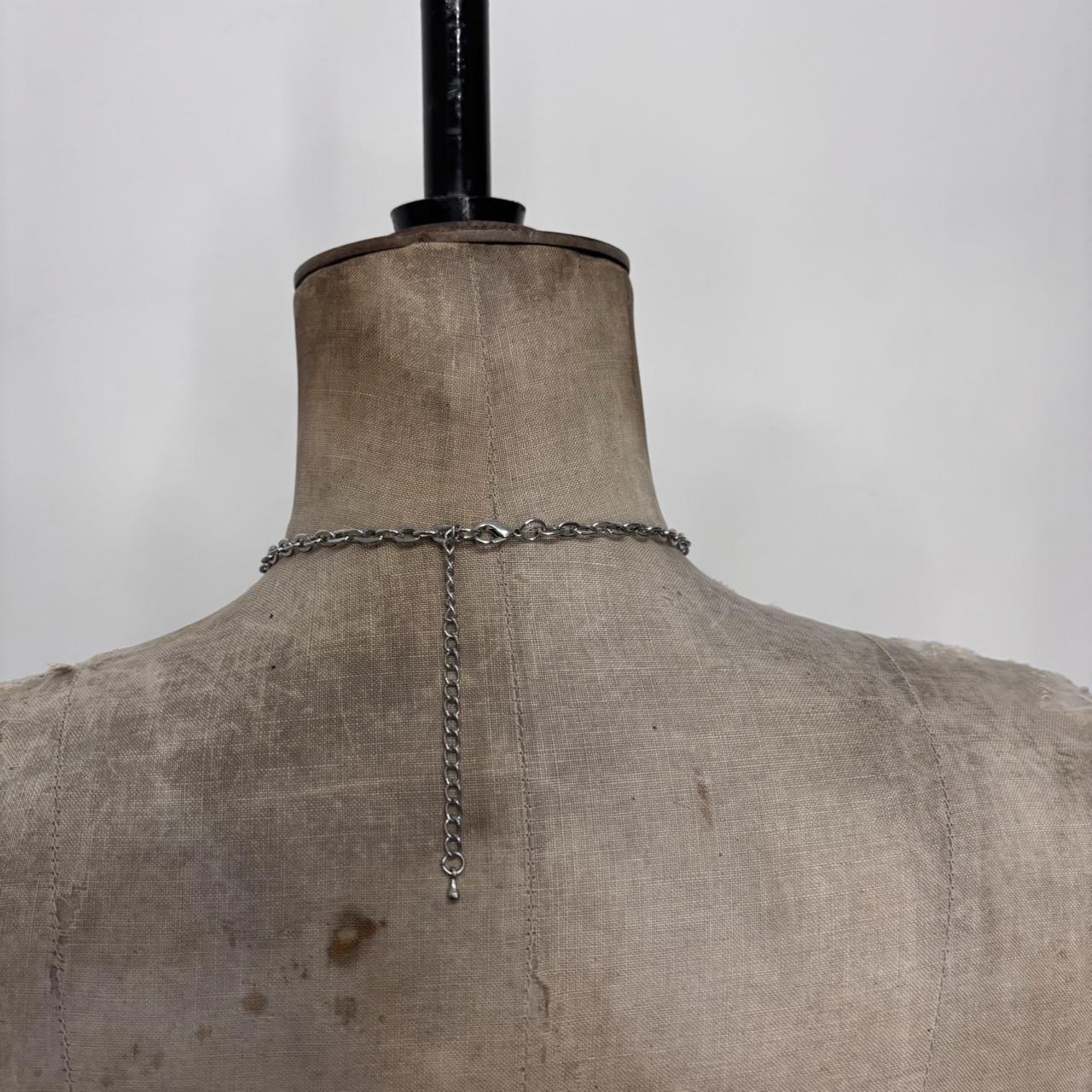 Chain layered shell necklace