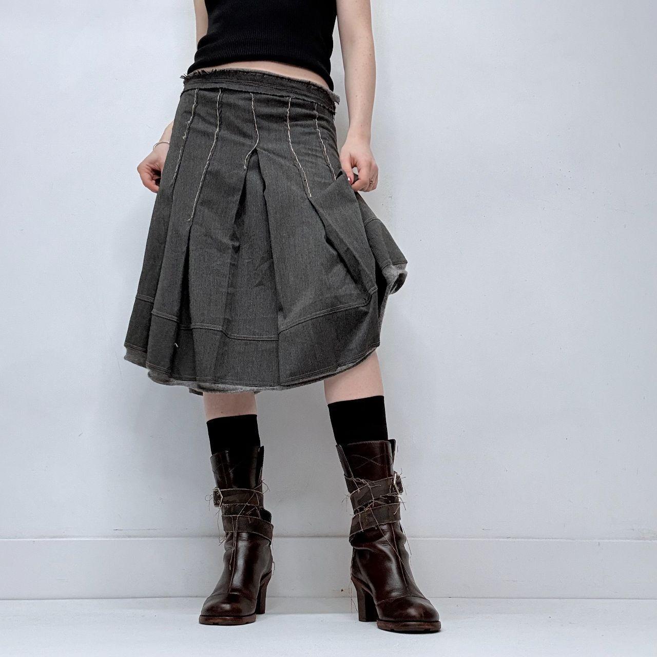 Grey pleated grunge skirt