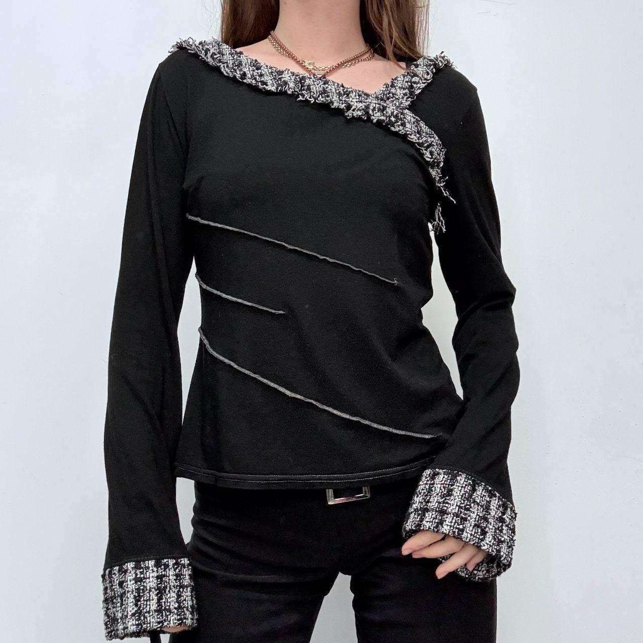 Black flared asymmetric t-shirt