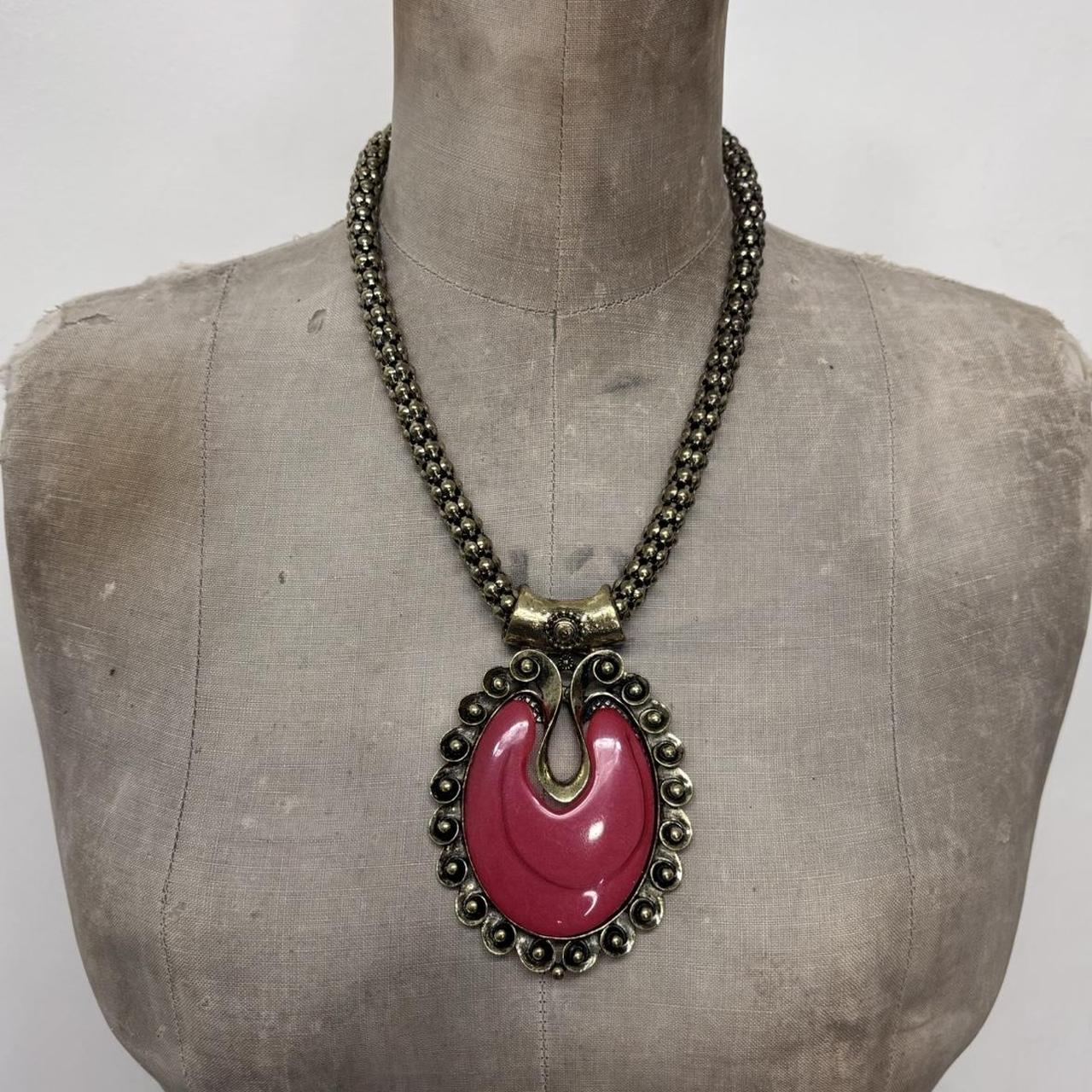 Chunky oversized gold necklace