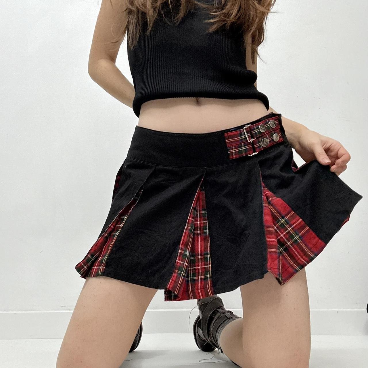 Pleated mini tartan grunge skirt