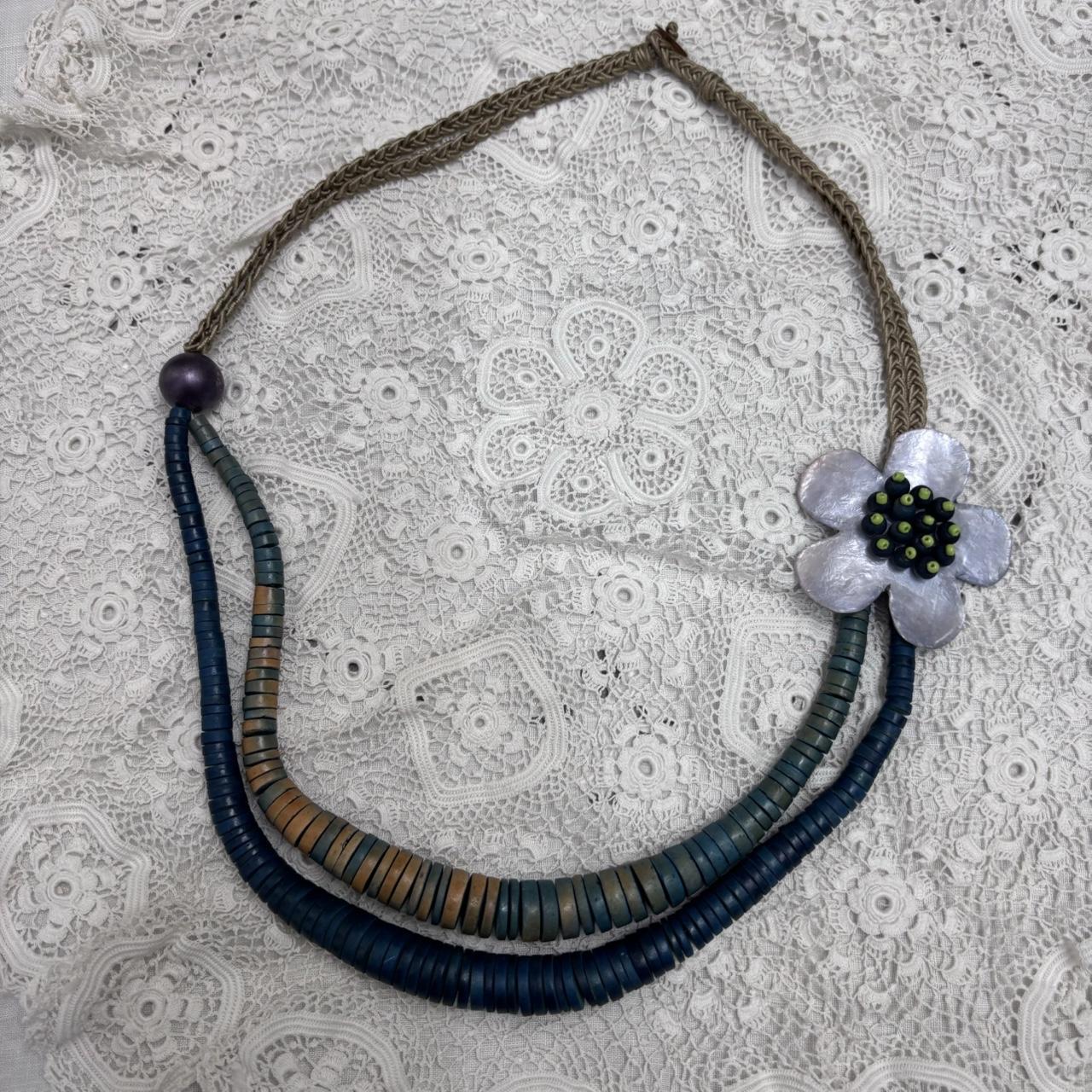 Long beaded flower necklace