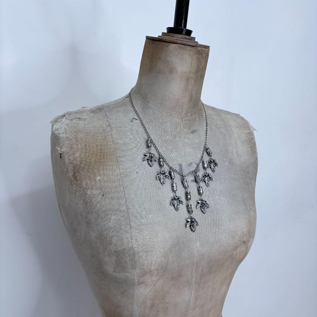 Layered leaf charm necklace