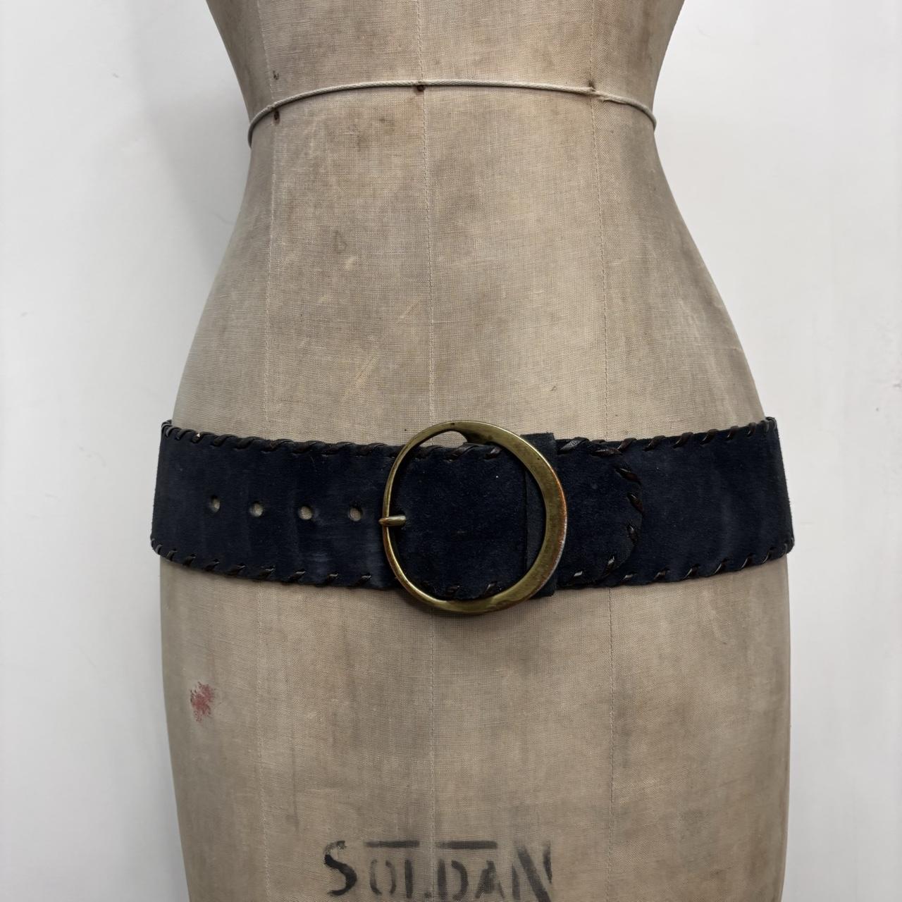 Wide suede chunky belt