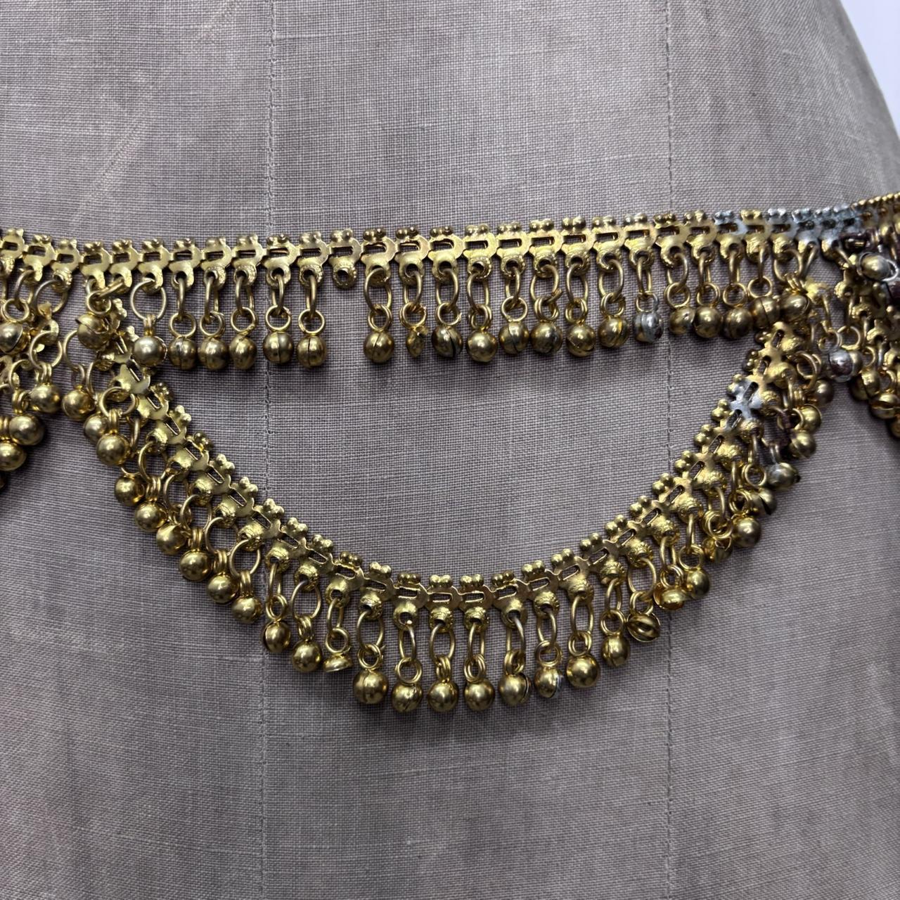 Gold draped chain belt