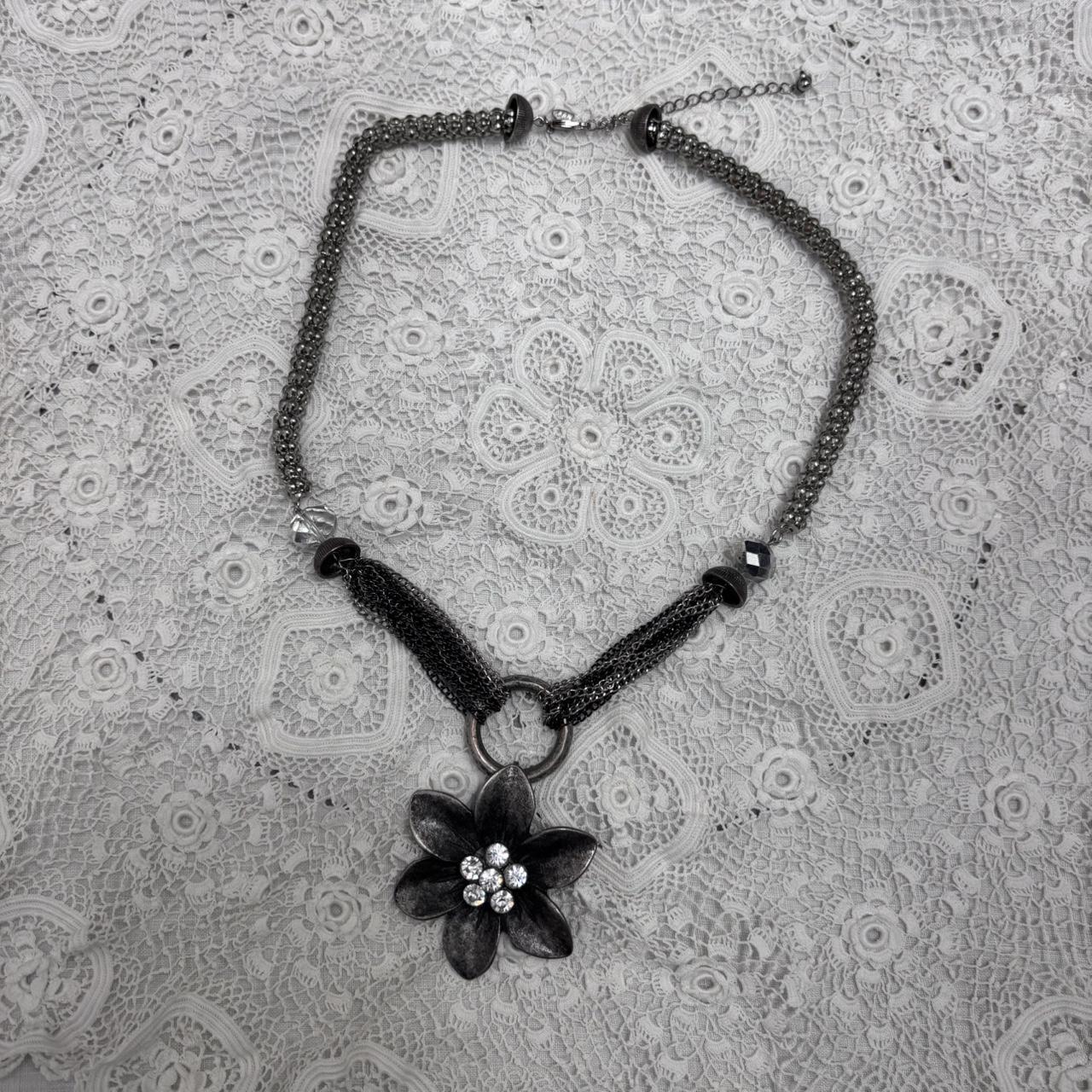 Silver chunky oversized flower necklace