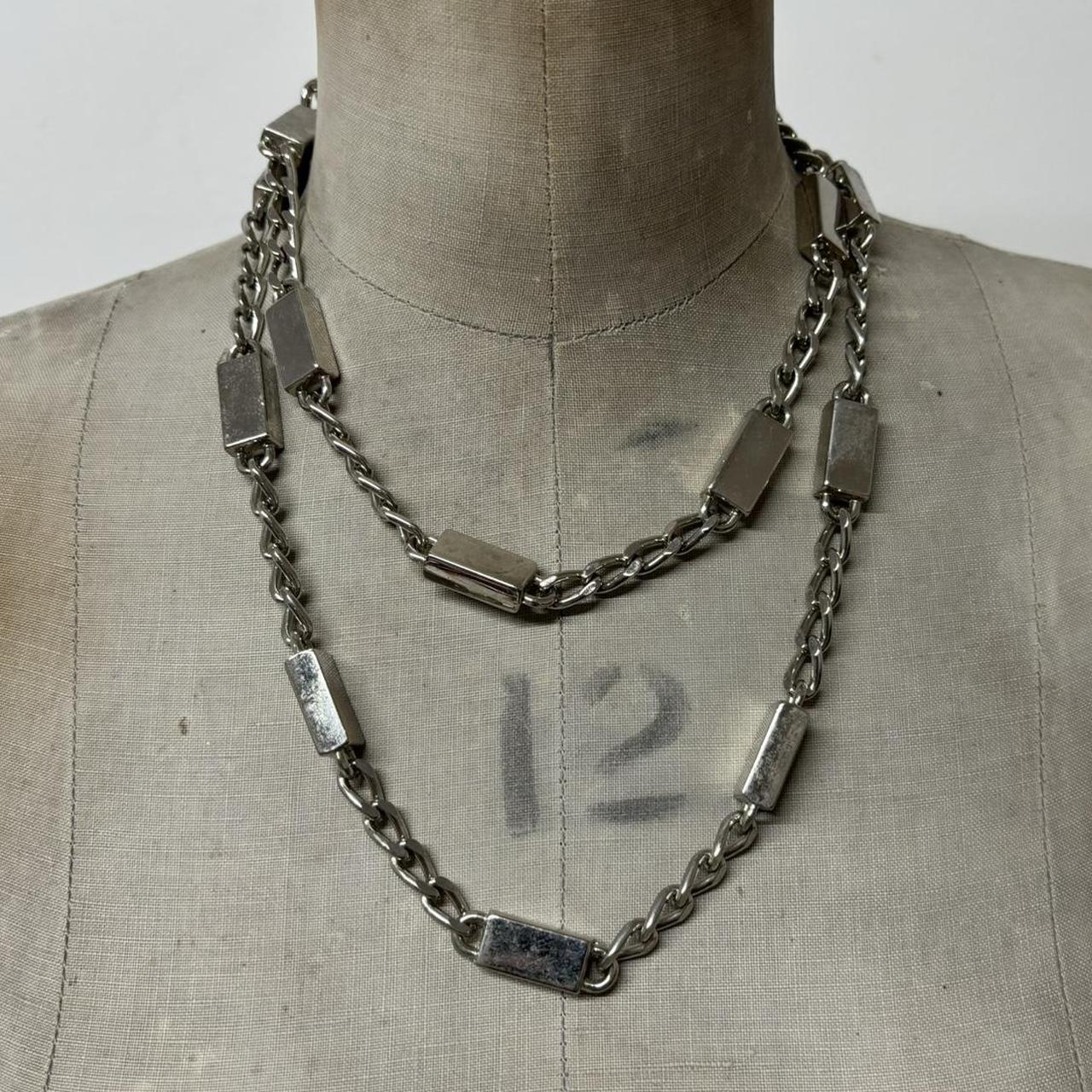 Chunky silver chain necklace