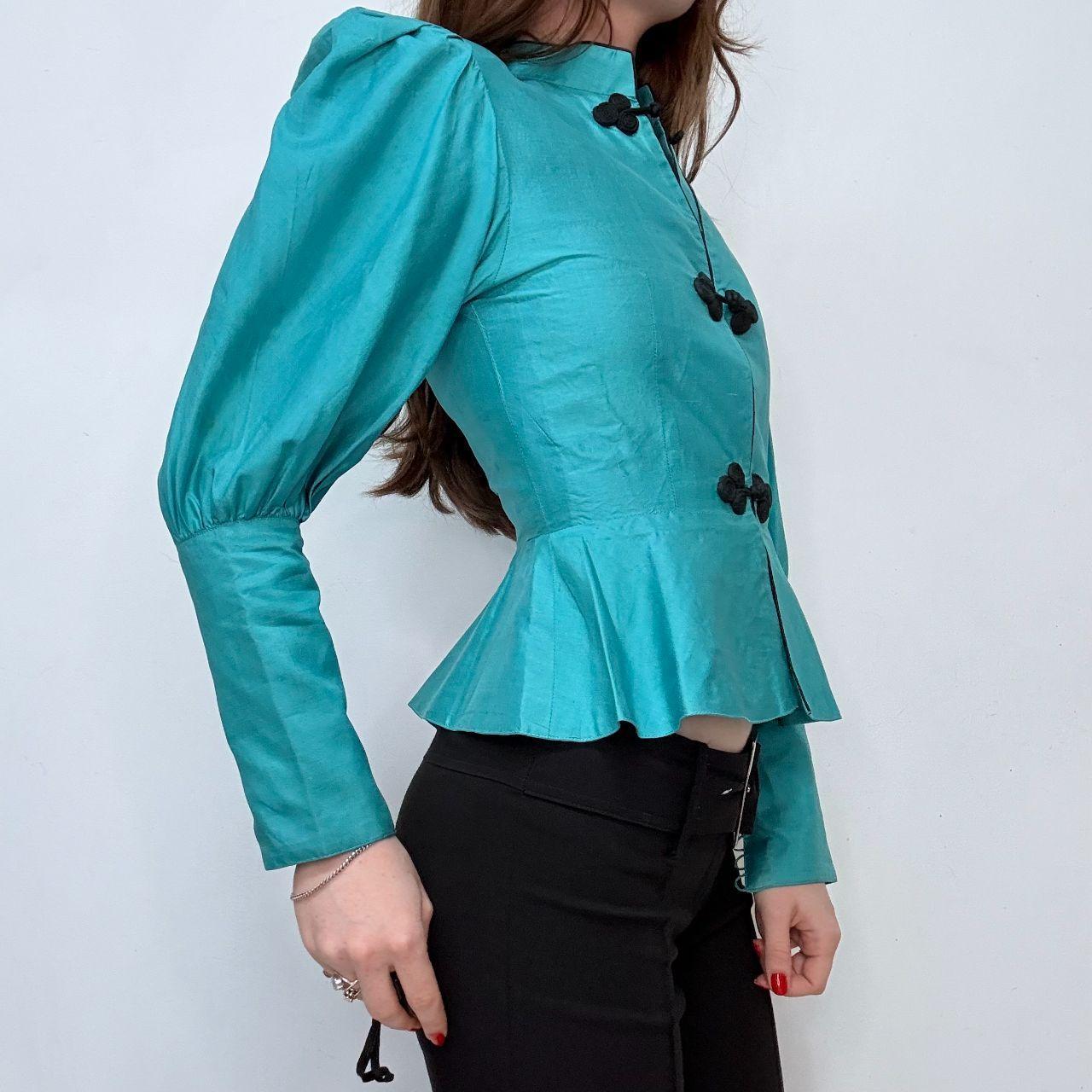 Gathered puff baroque high neck shirt