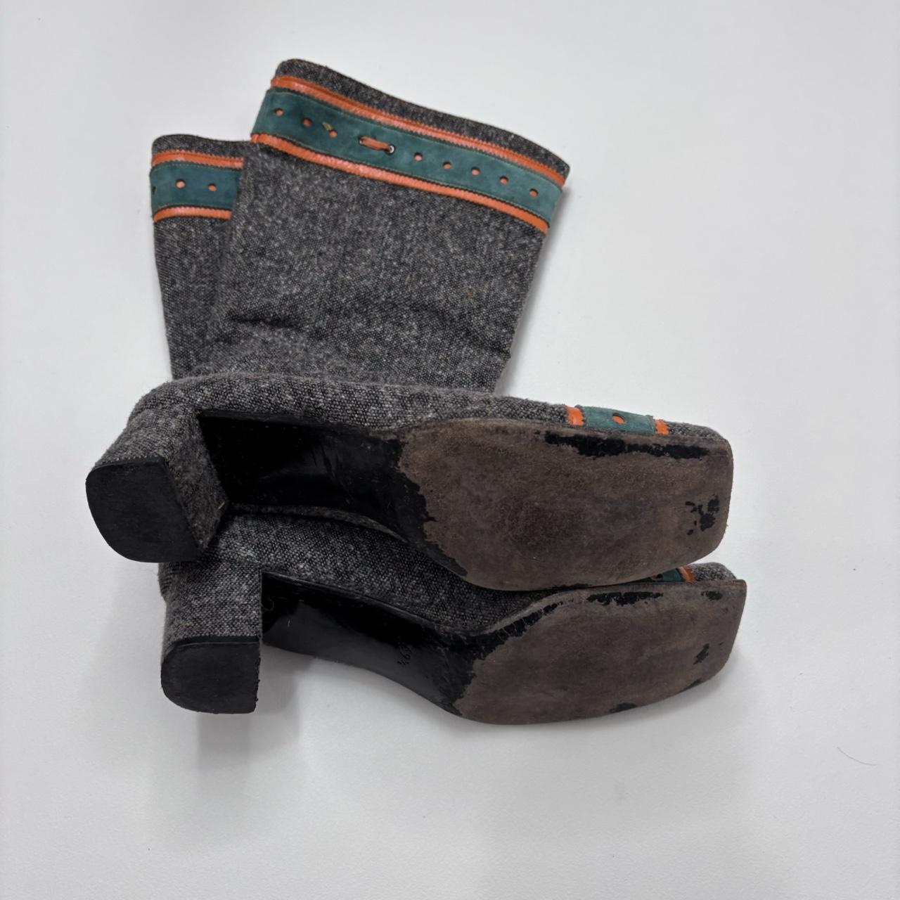 Square toe tweed boots