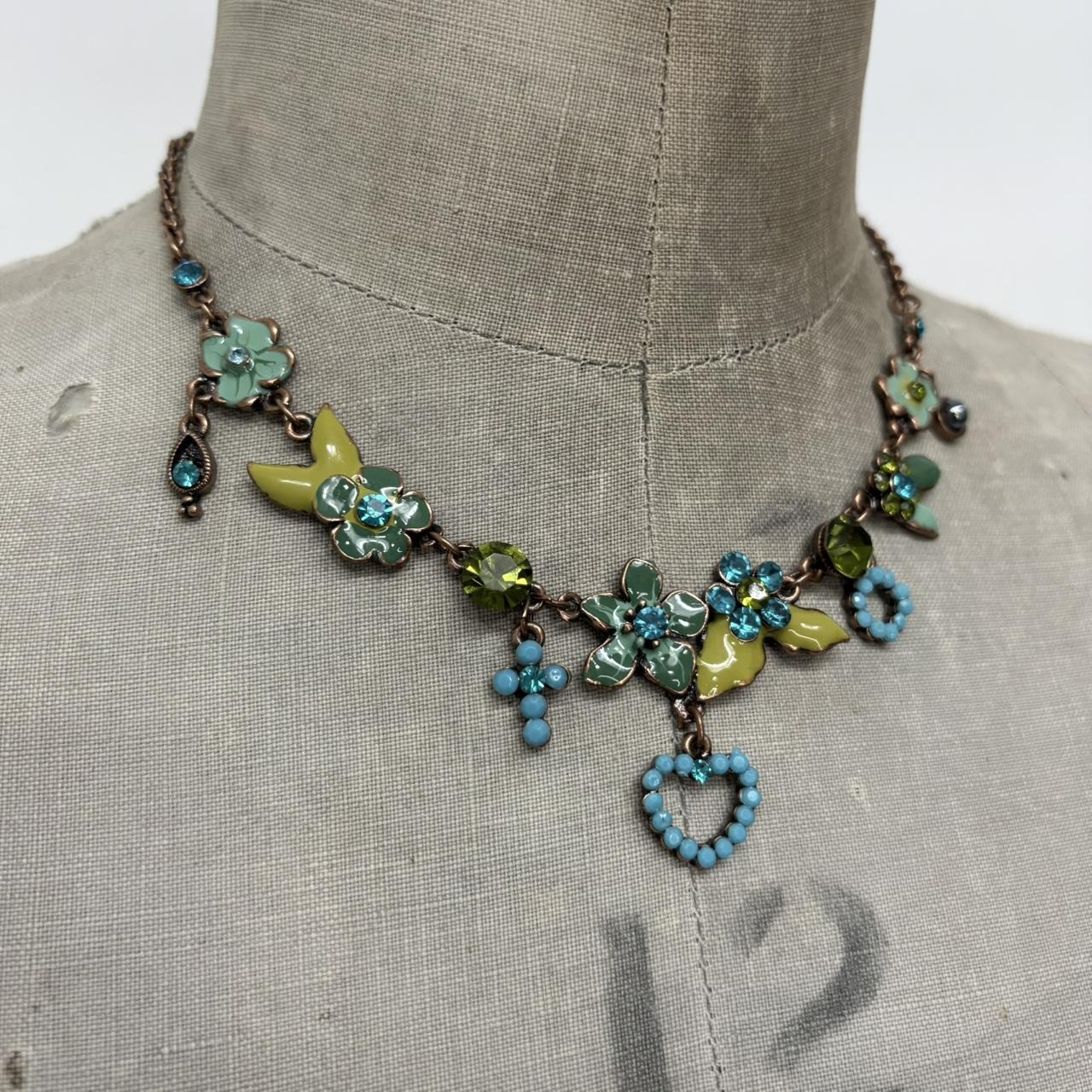 Gem flower fairy necklace