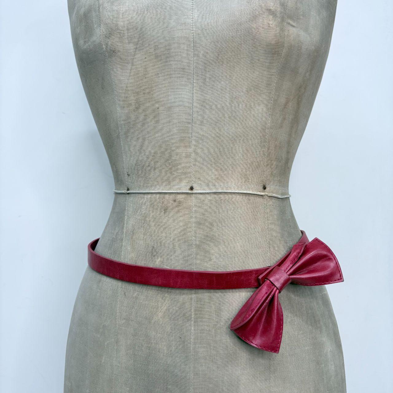 Red bow waist belt