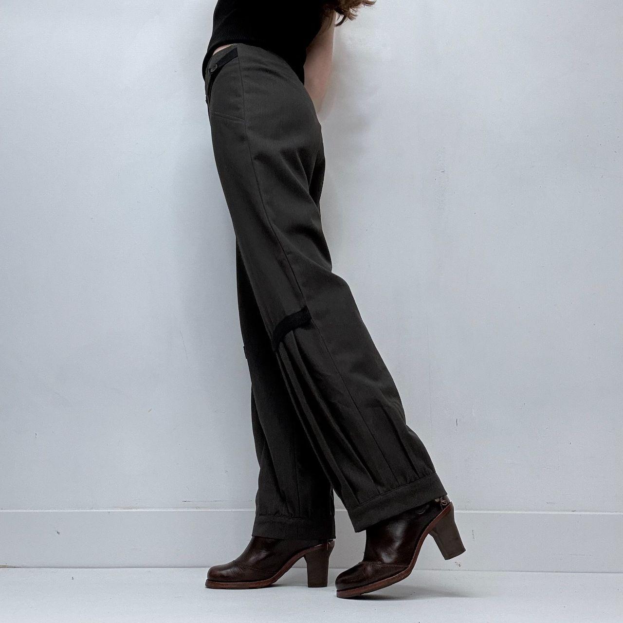 Pleated grey low-rise puff trousers