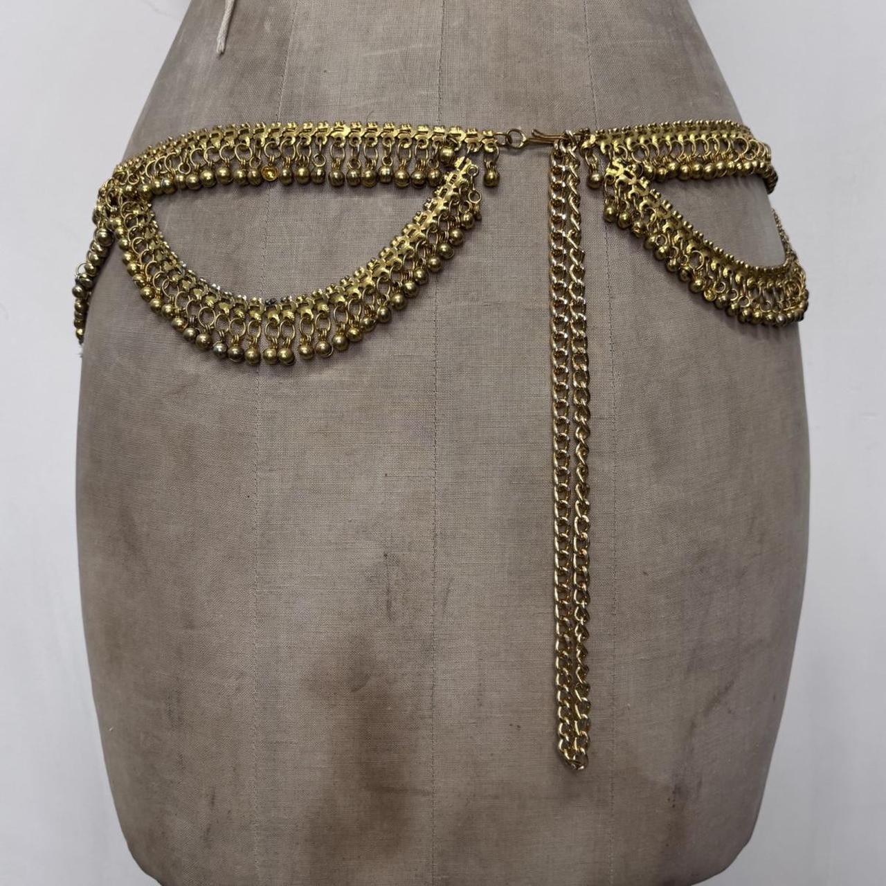Gold draped chain belt