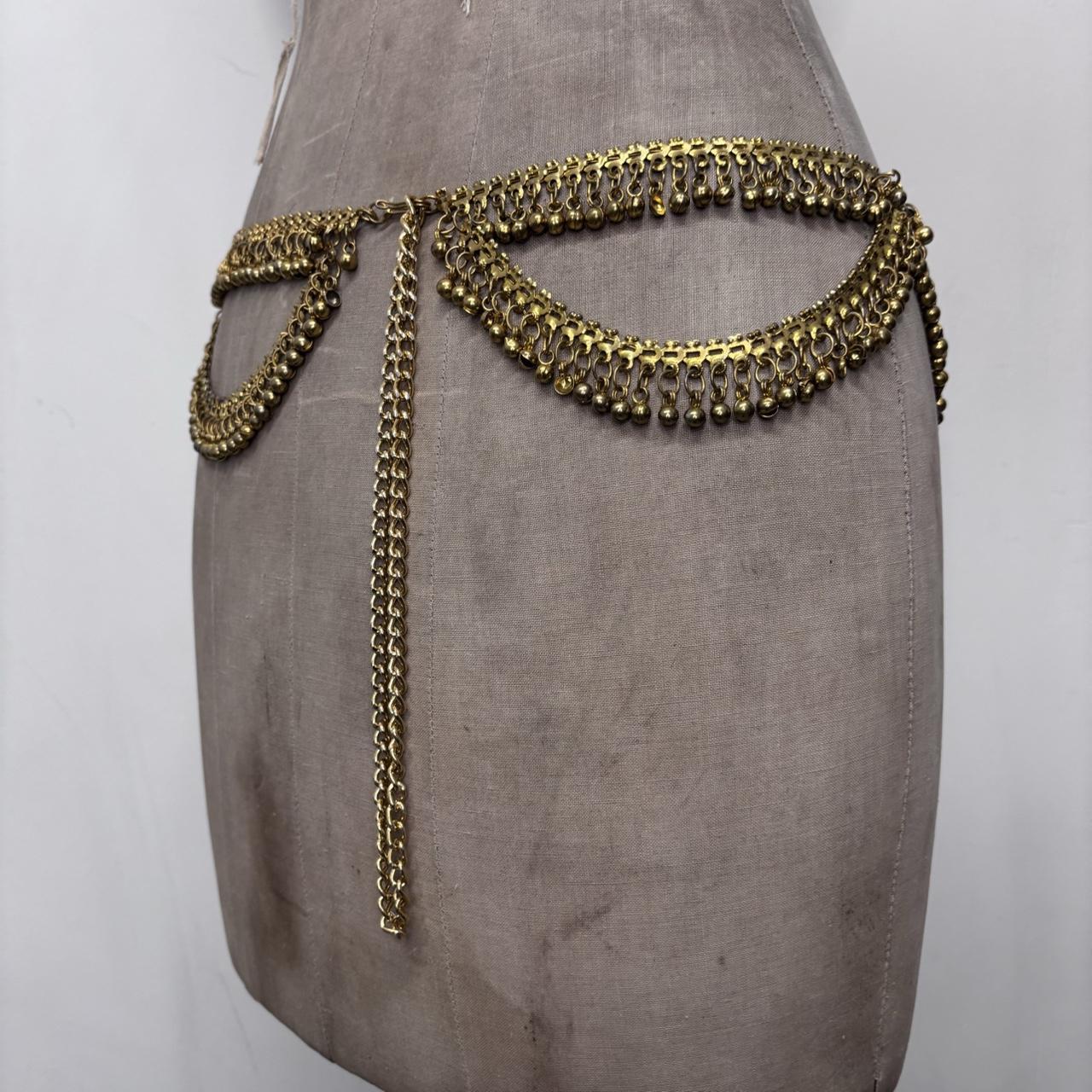 Gold draped chain belt