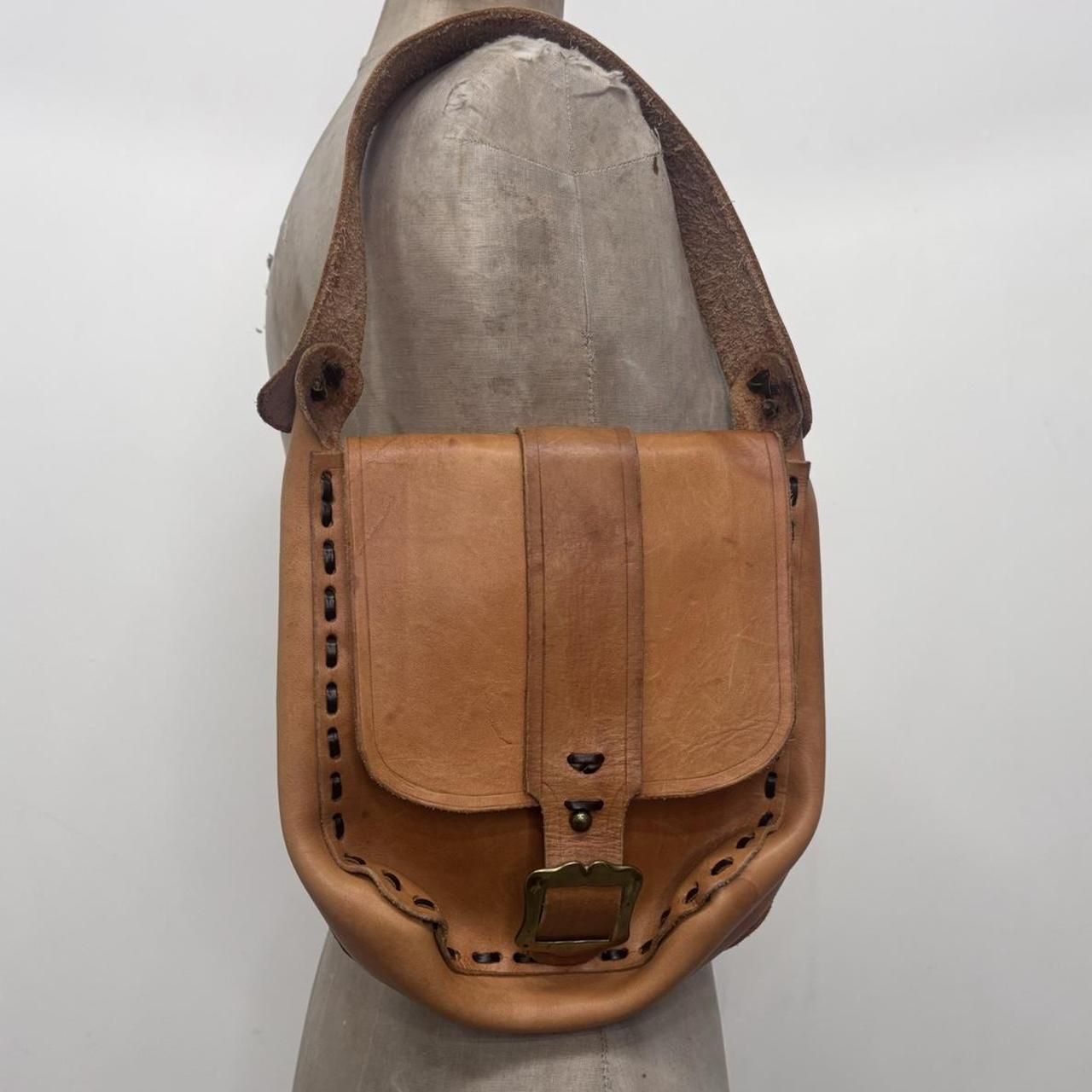 Tanned satchel leather shoulder bag