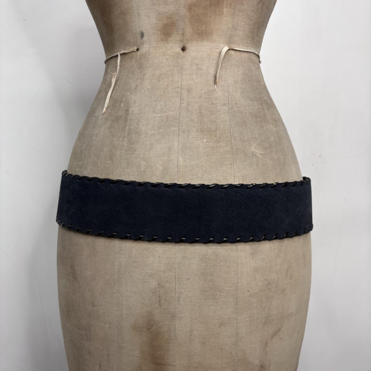 Wide suede chunky belt