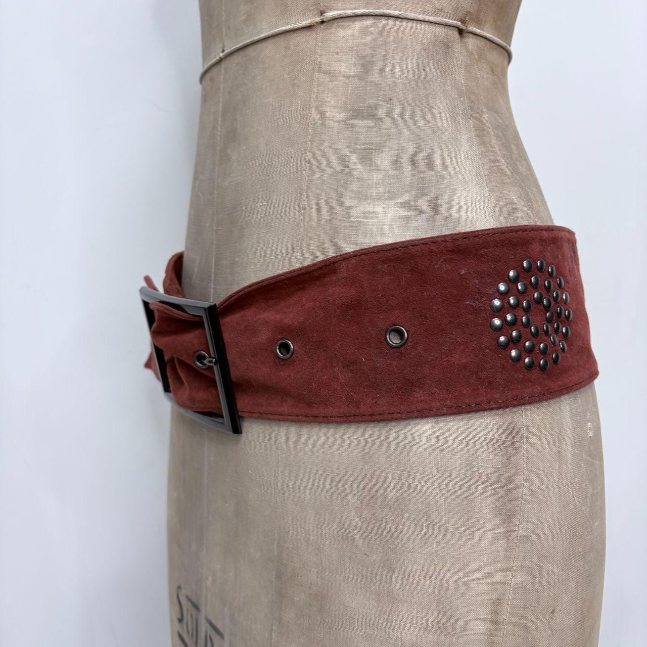 Brown studded chunky belt