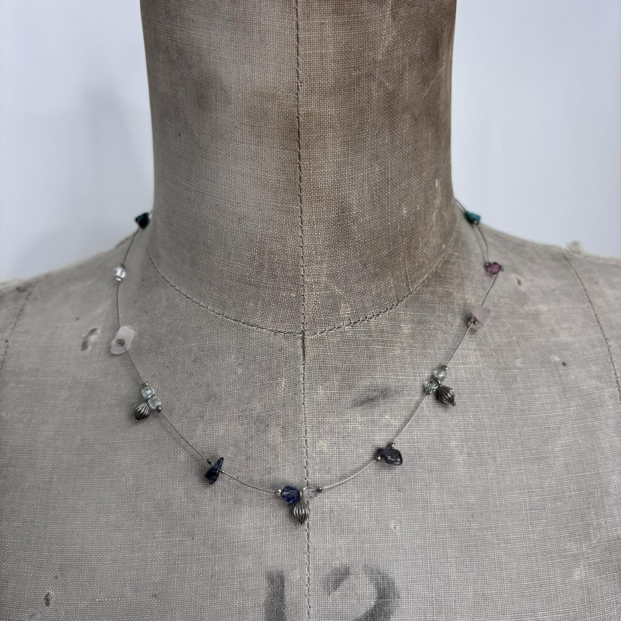 Wire gem necklace
