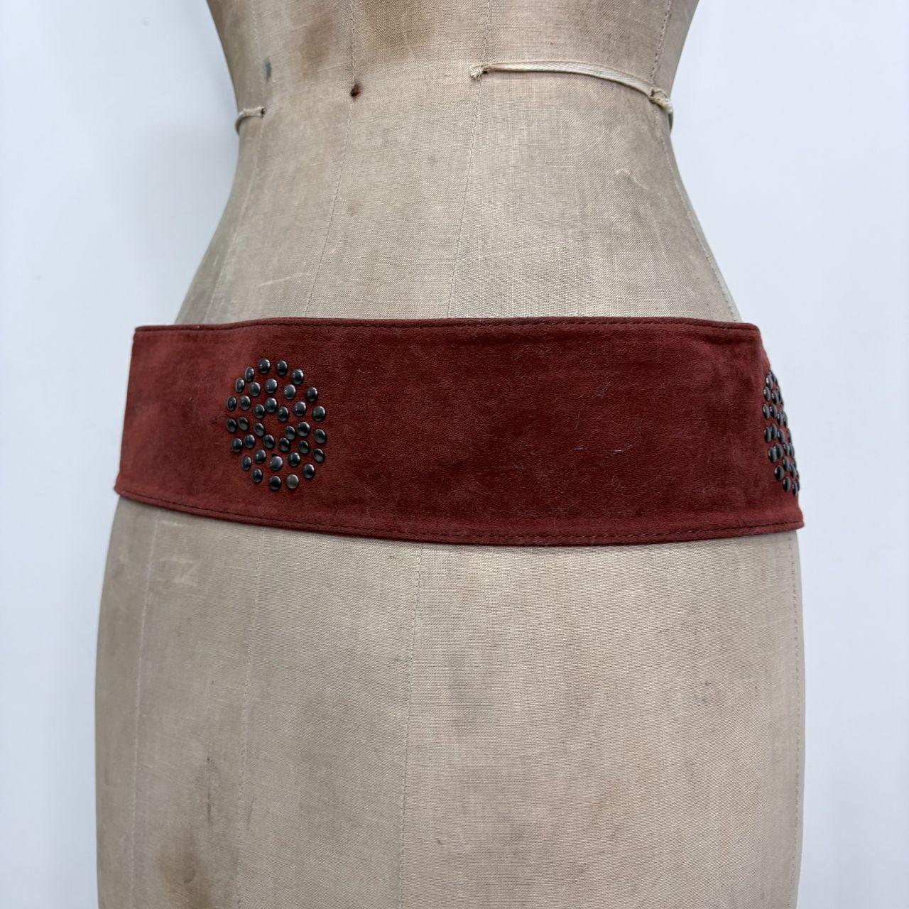 Brown studded chunky belt