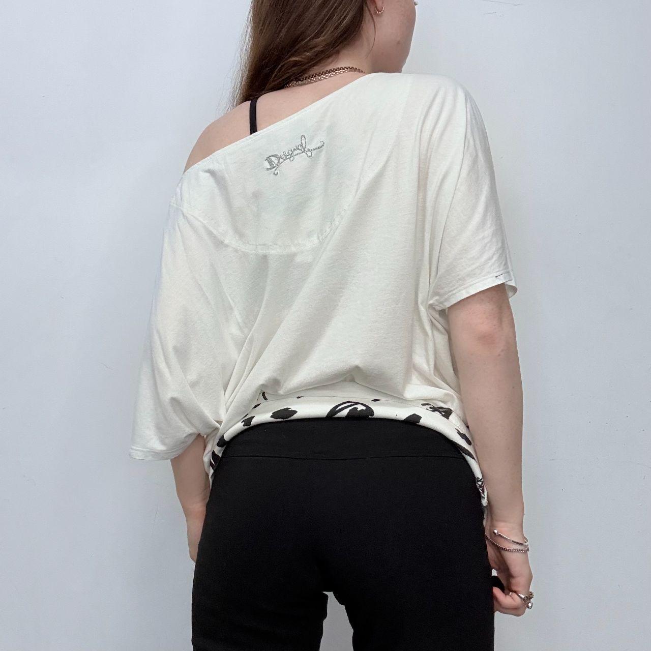 Graphic slouchy wide neck t-shirt