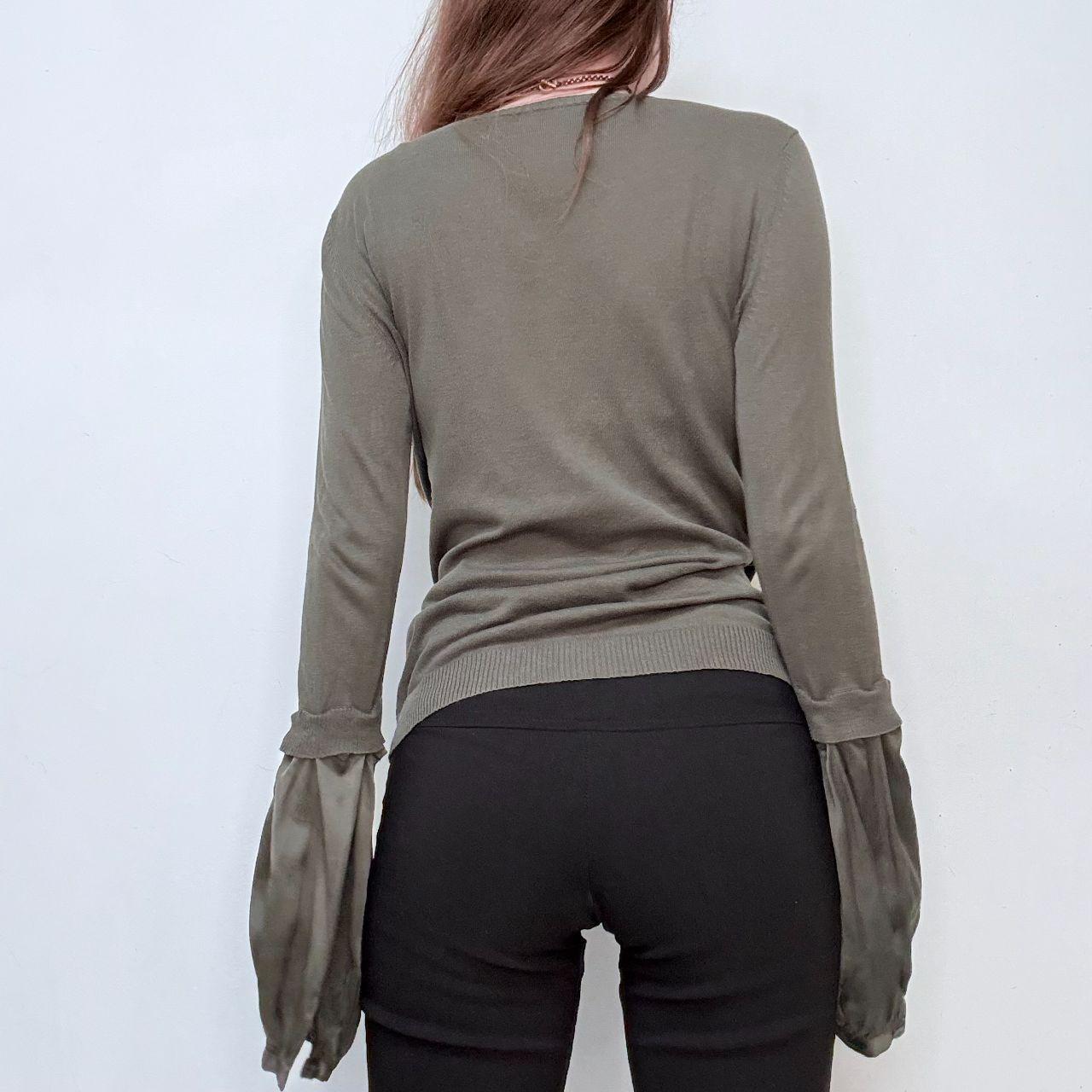 Khaki flared puff silk sleeve shirt