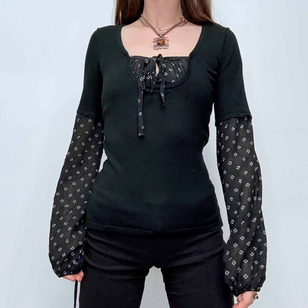 Black fitted flared puff shirt