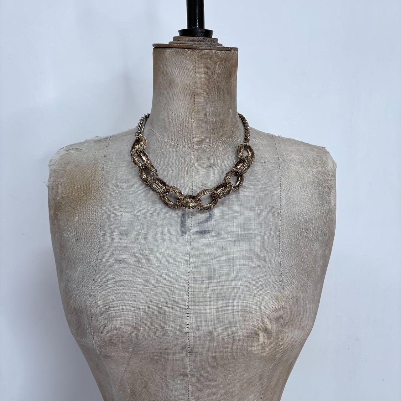 Chunky gold chain necklace