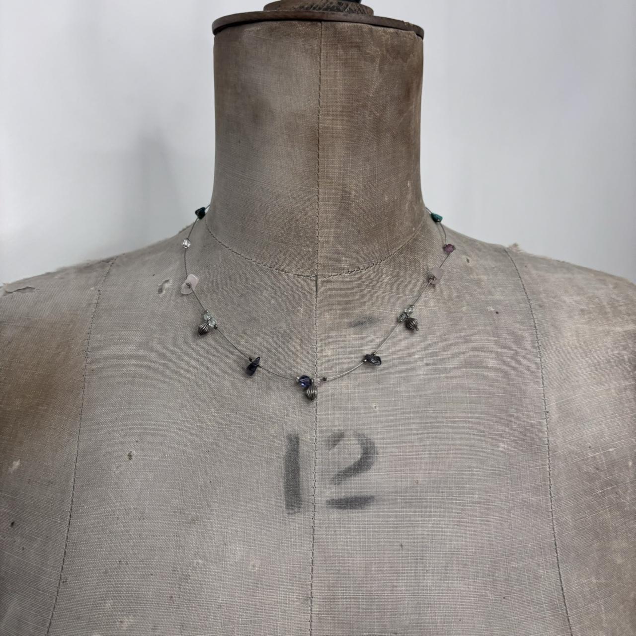 Wire gem necklace