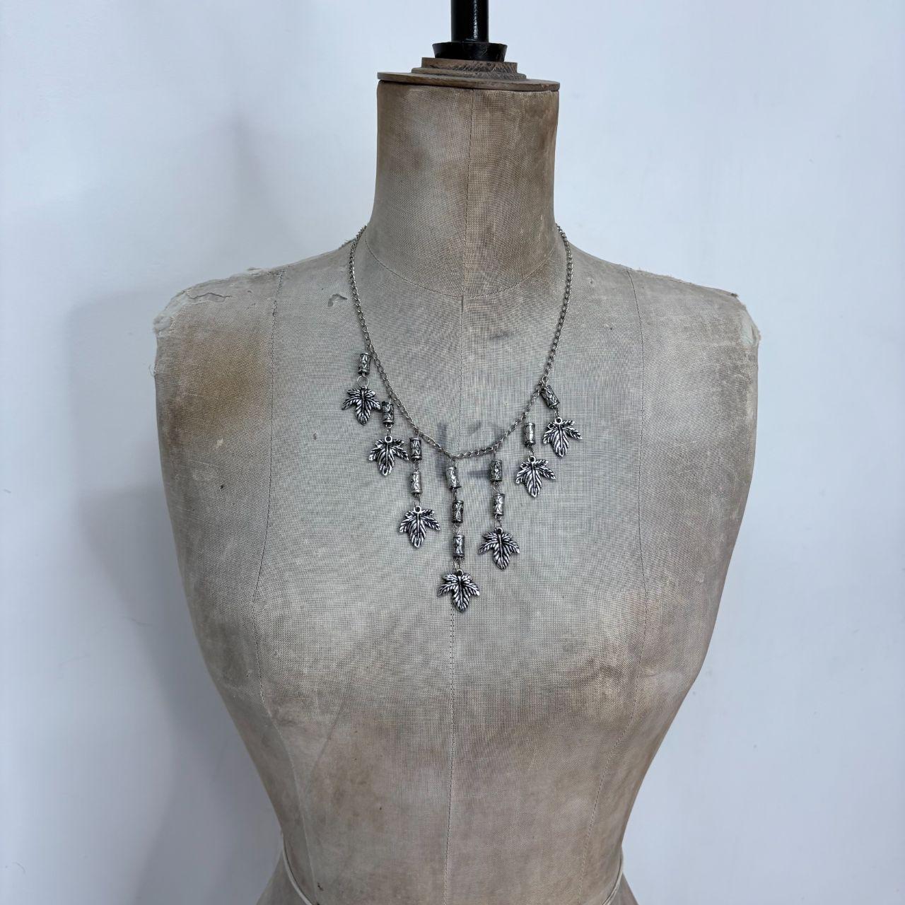 Layered leaf charm necklace