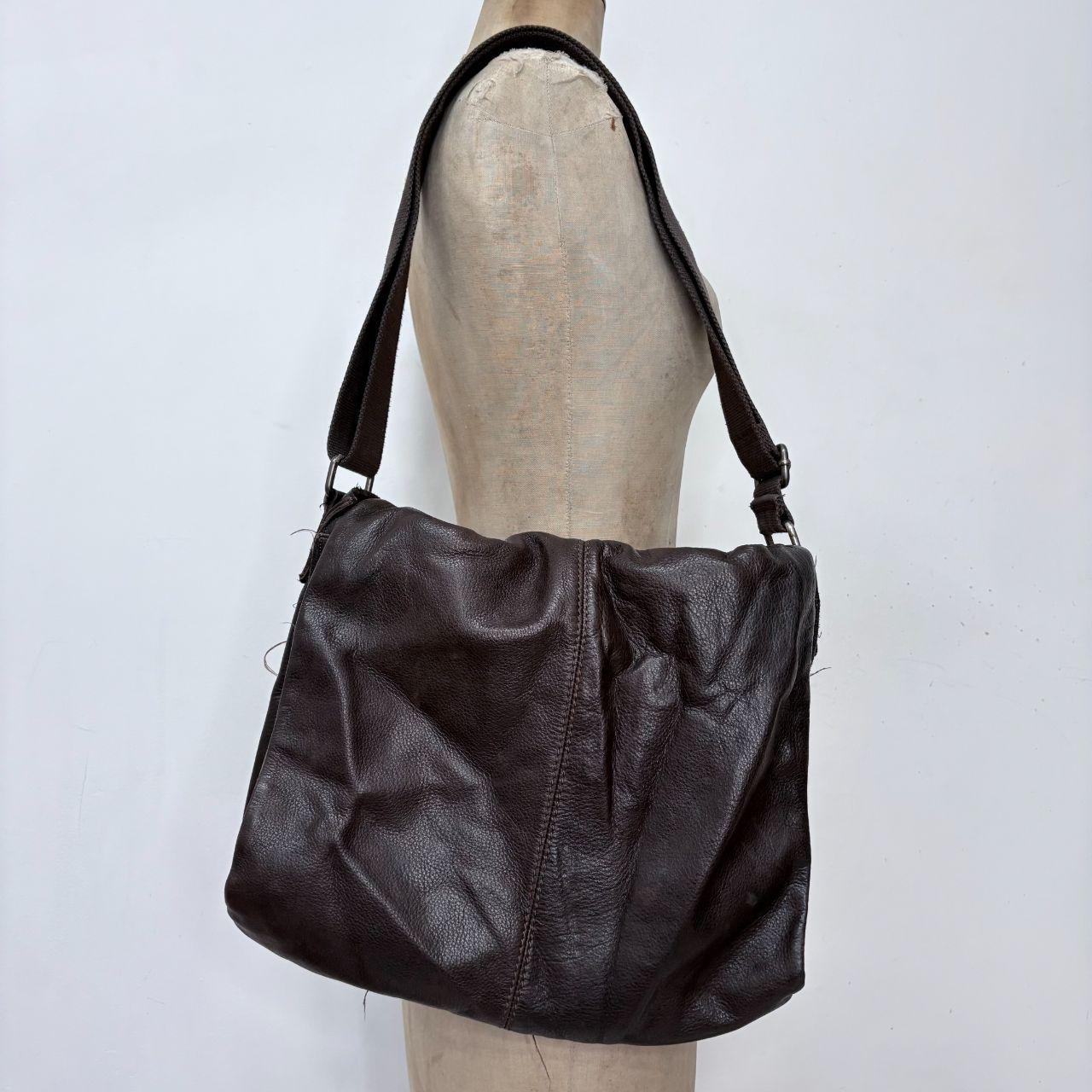 Brown leather slouchy hobo satchel bag