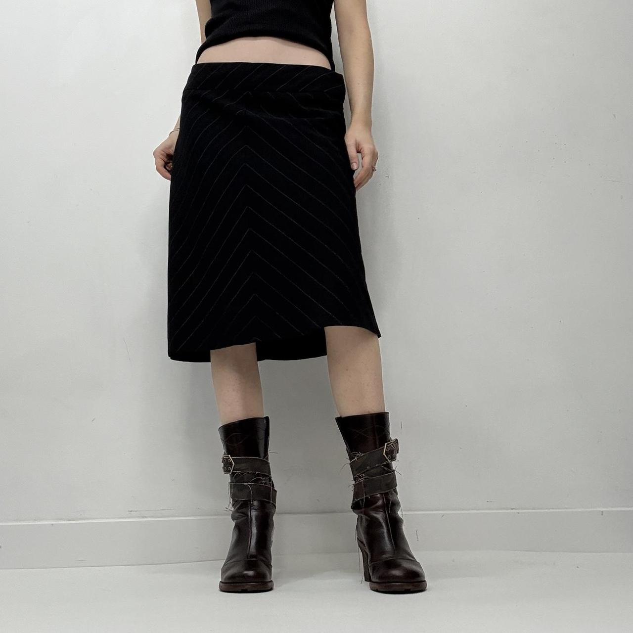 Black pinstriped fitted office skirt