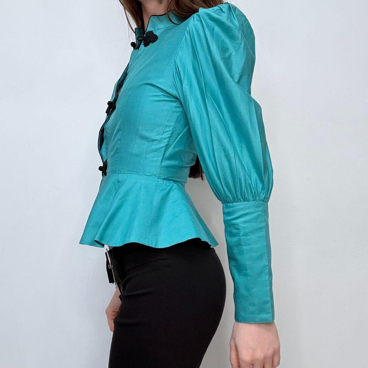 Gathered puff baroque high neck shirt