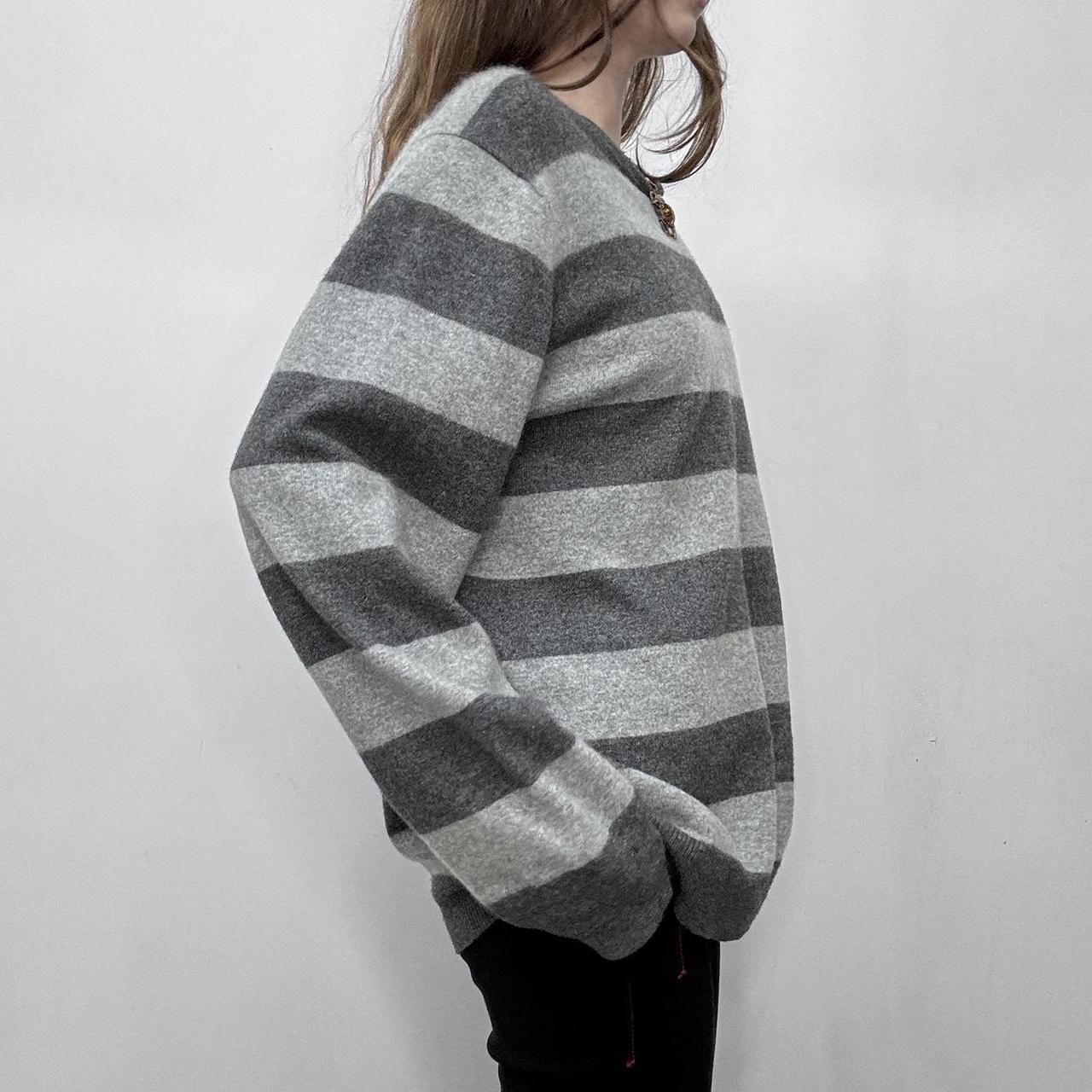 Grey cashmere striped jumper